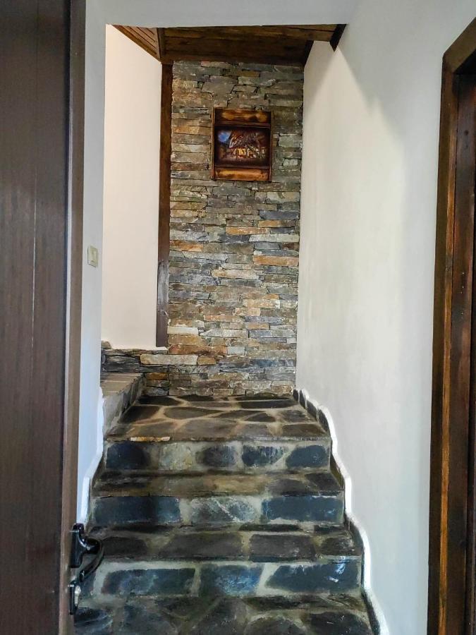 Rimovata Kashta Guest House Leshten Exterior photo